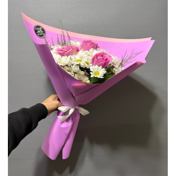 Papatya ve Pembe Gül Buketi